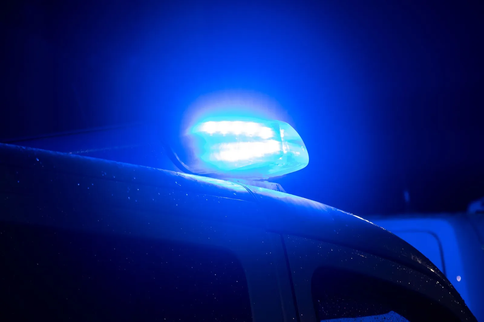 16-Jähriger stirbt nach Zusammenstoß mit Lkw