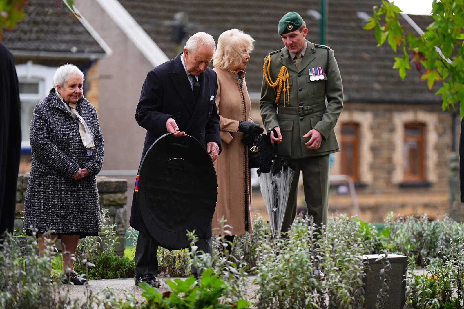 60 Jahre Aberfan: Britische Royals gedenken Erdrutsch-Opfer