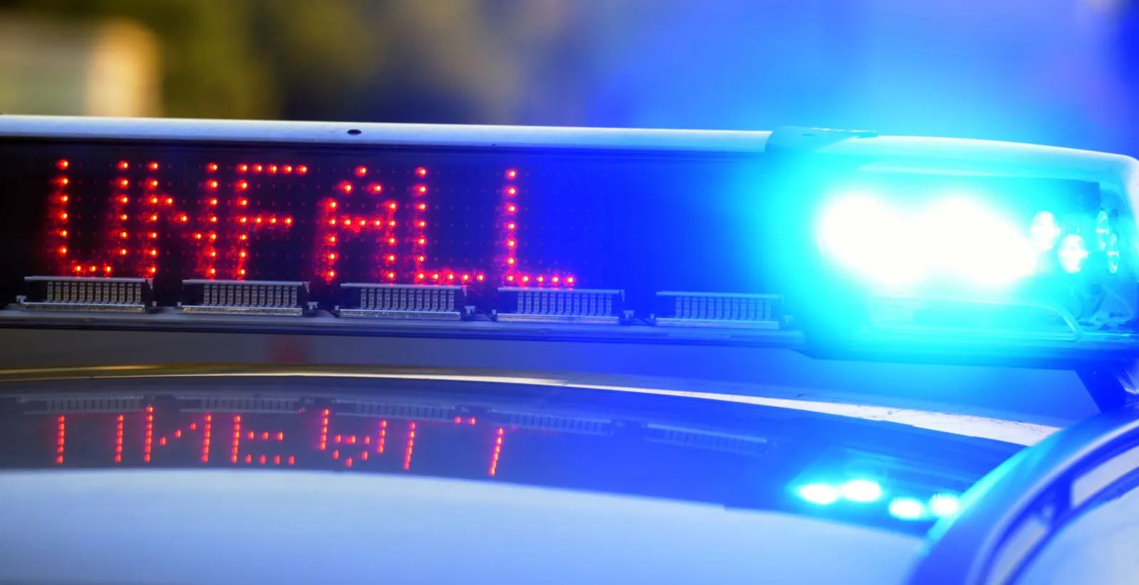 Auffahrunfall auf A5 sorgt für Chaos in beide Richtungen