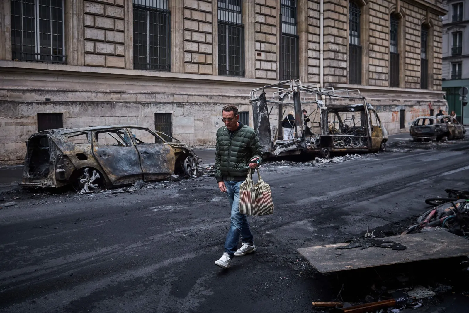 Ausgangssperren vor neuen Protesten in Frankreich verhängt