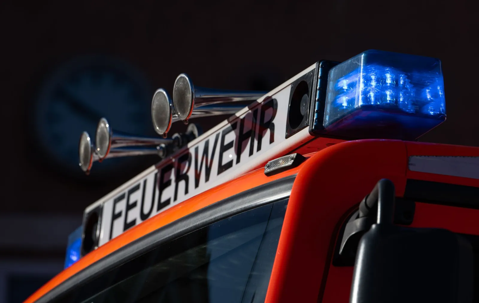 Brand in Vereinsheim verursacht rund 100.000 Euro Schaden