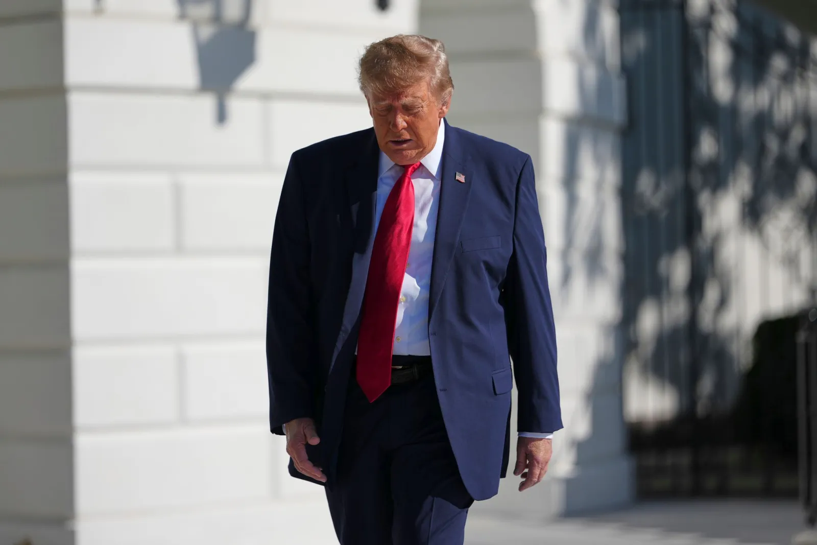 Demokraten fordern Ermittler zu Trumps Epstein-Verbindungen