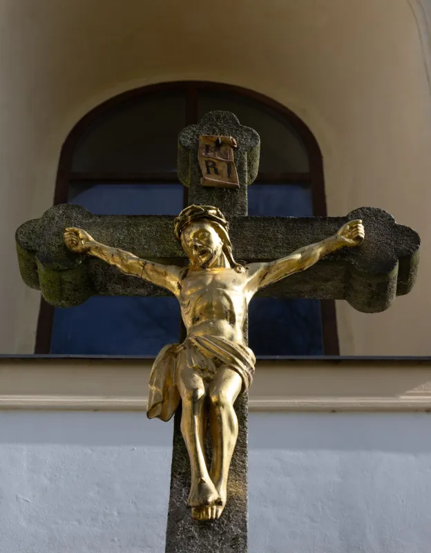 Ecuador: Priester bei Messe von Kreuz erschlagen