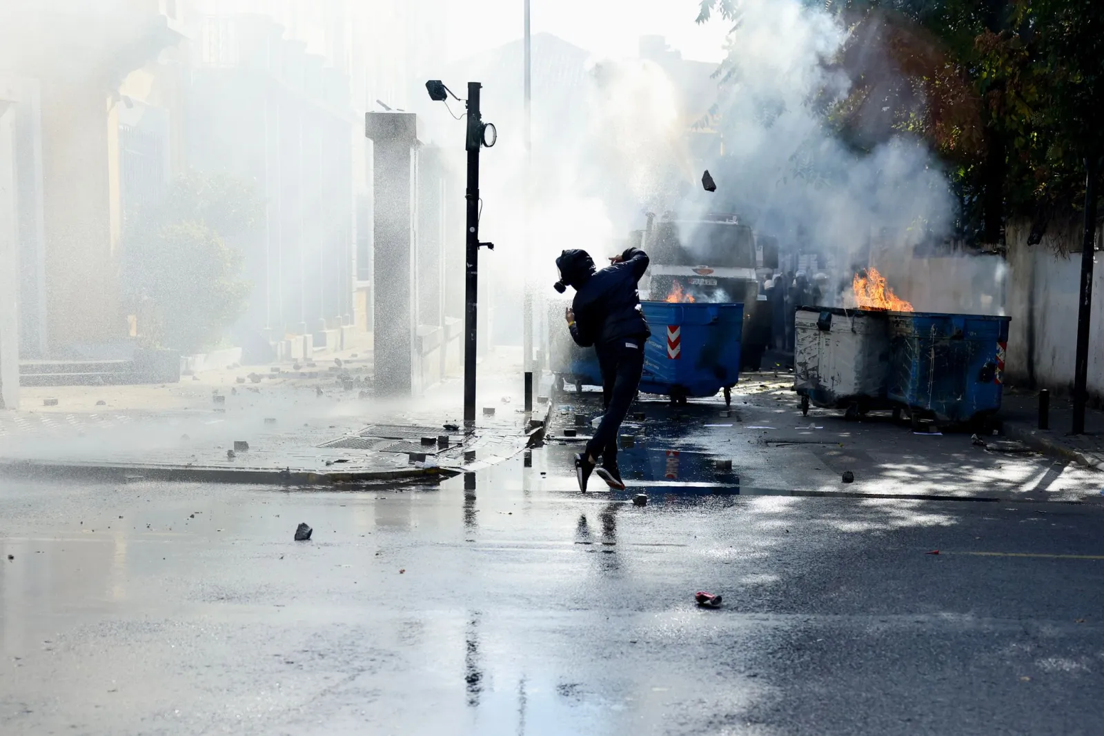 Gewalt und Chaos bei Protesten in Tirana