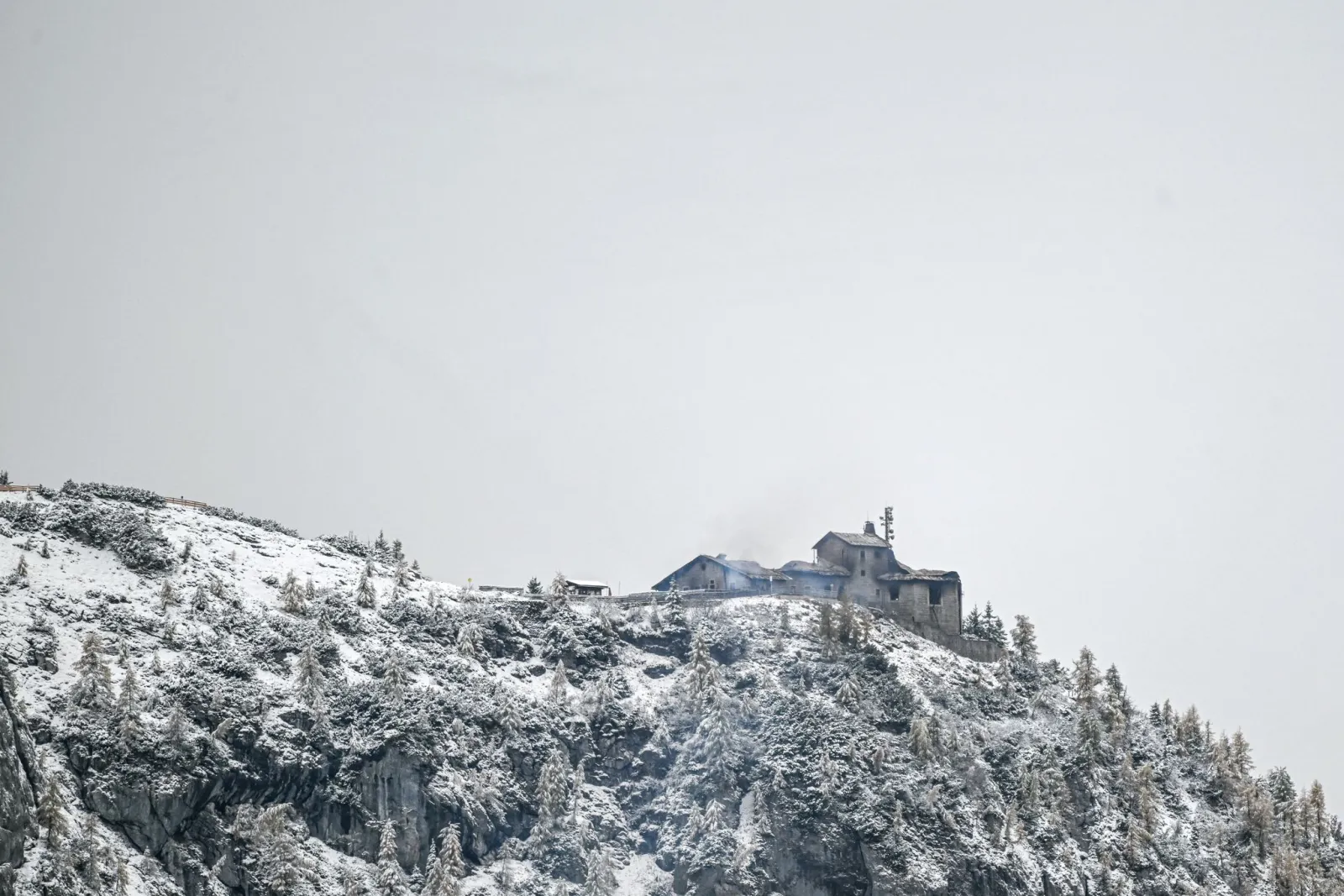 Großbrand am Kehlsteinhaus: Feuer wieder aufgeflammt