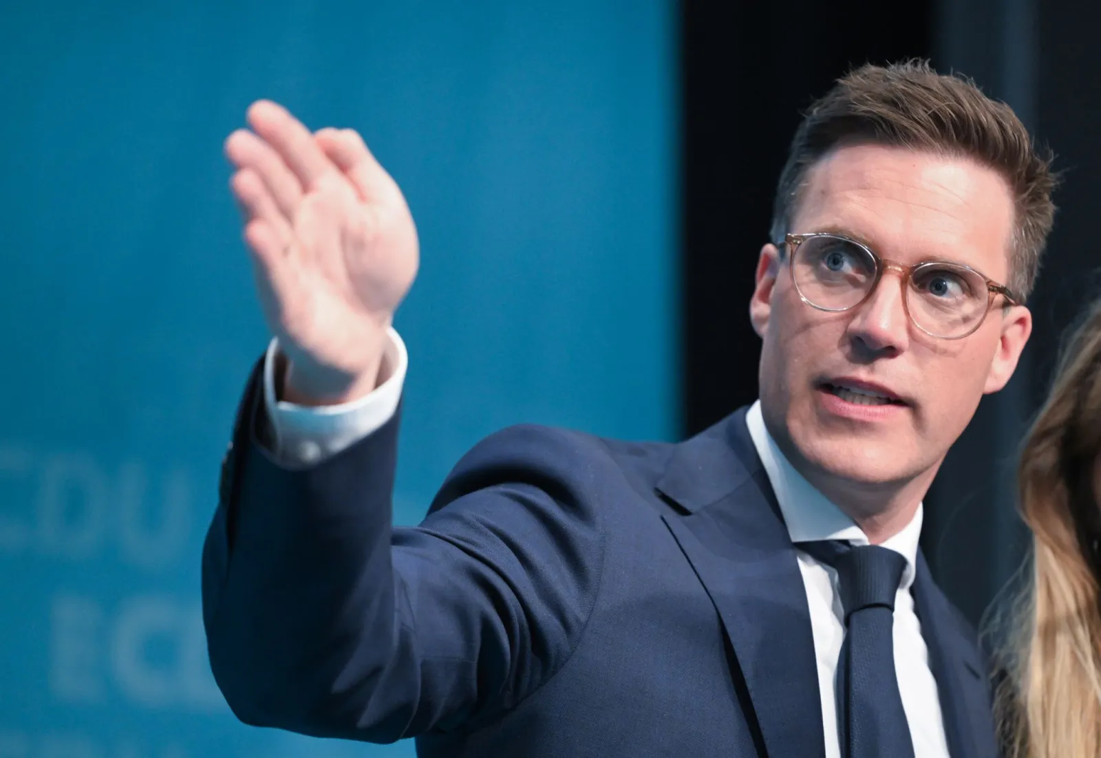 Hagel ändert Kurs bei Meldedaten von Transgender-Personen