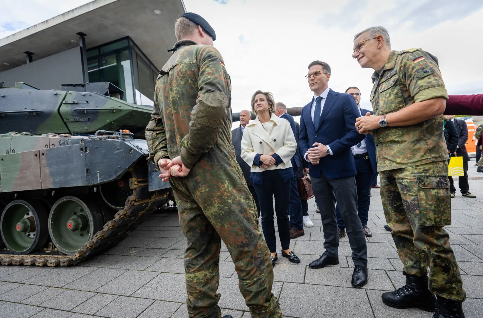 Hagel will Sicherheitsarchitektur grundlegend umbauen