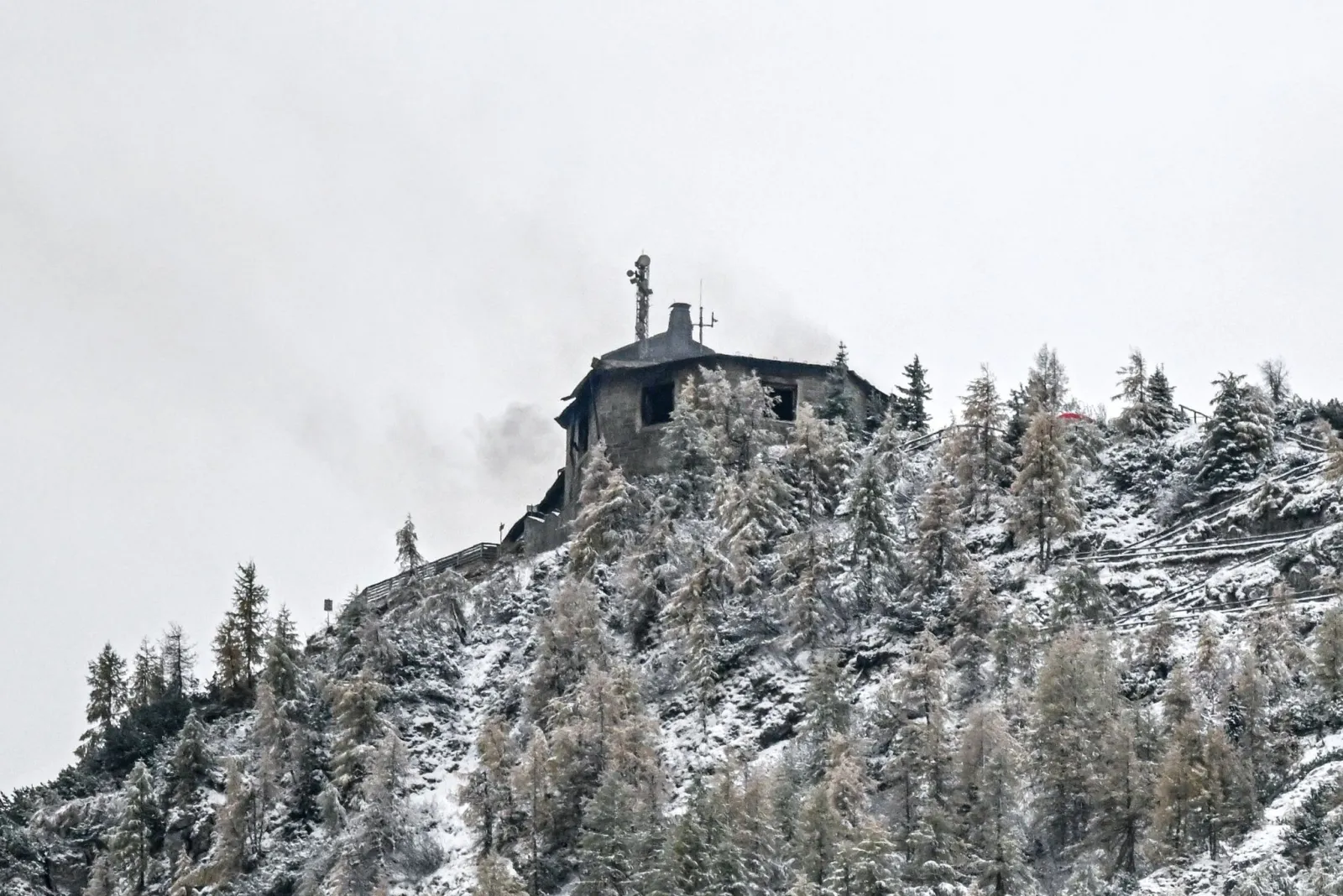 Hitlers «Teehaus» am Obersalzberg niedergebrannt