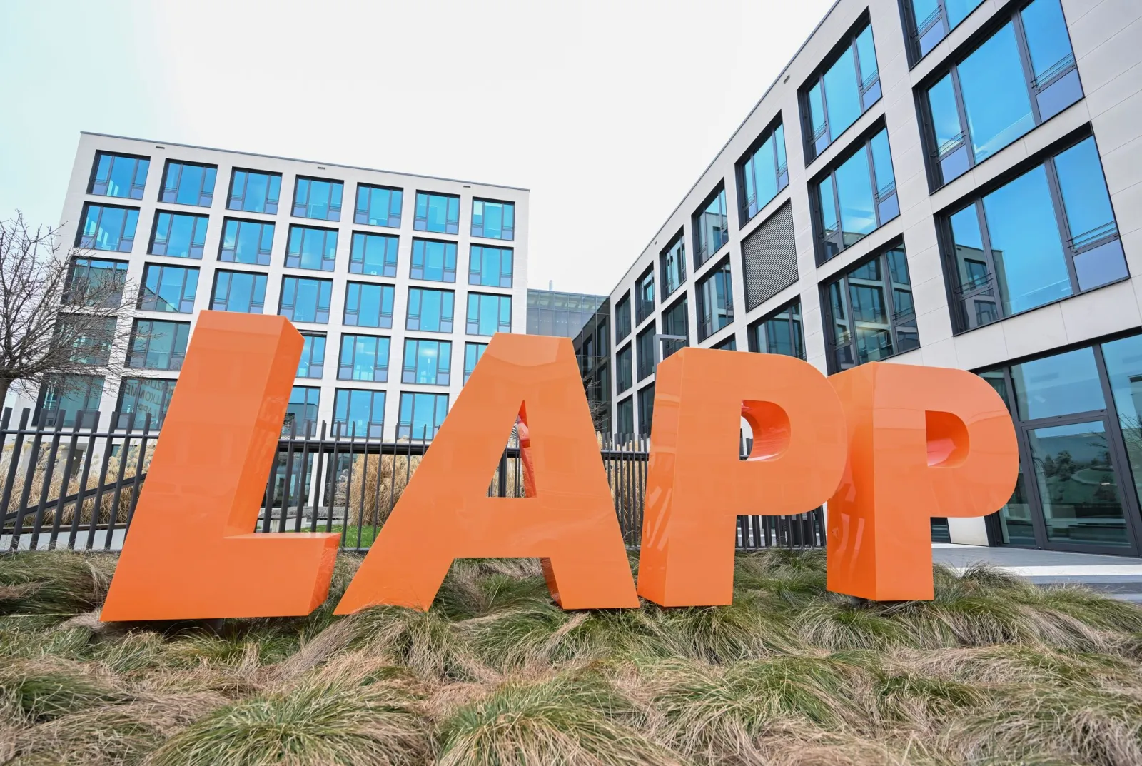 Lapp knackt beim Umsatz Marke von zwei Milliarden Euro
