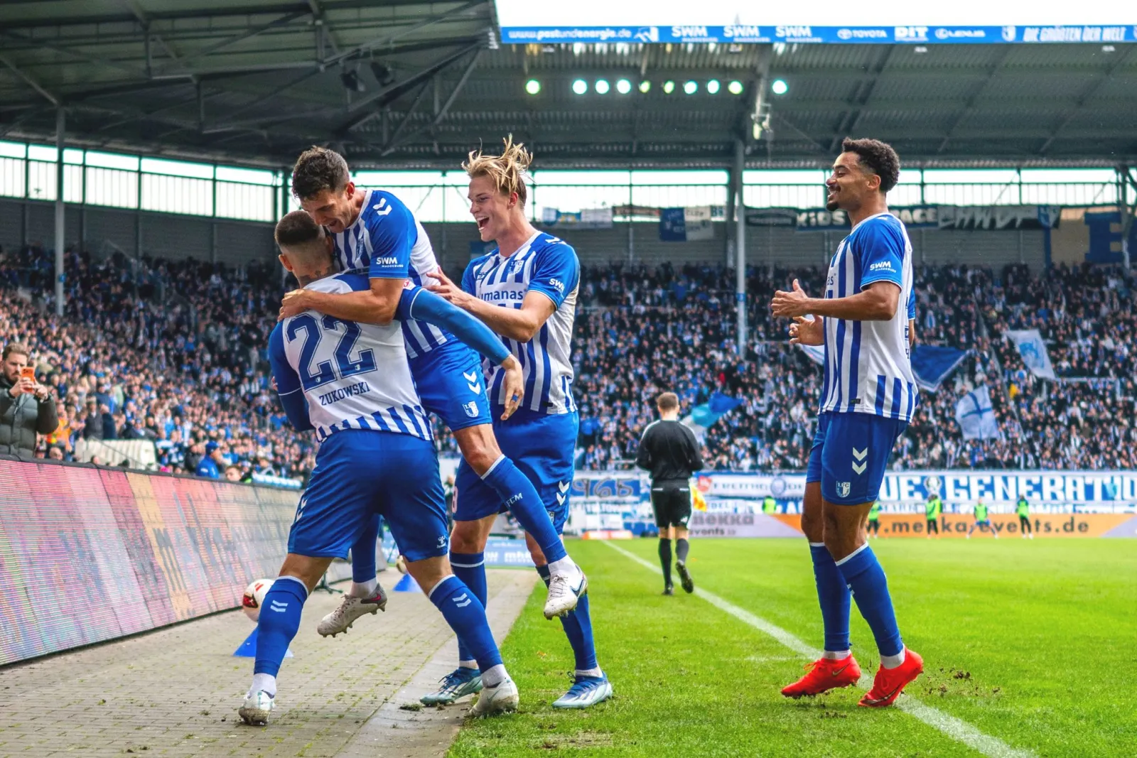 Magdeburg überrollt KSC mit 6:1 und stürmt auf Platz vier