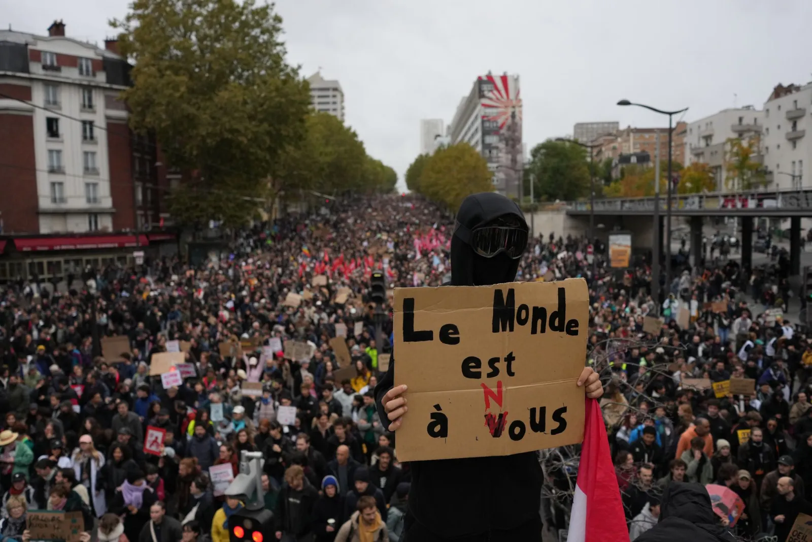 Mindestens 1.000 Festnahmen nach Protesten in Frankreich