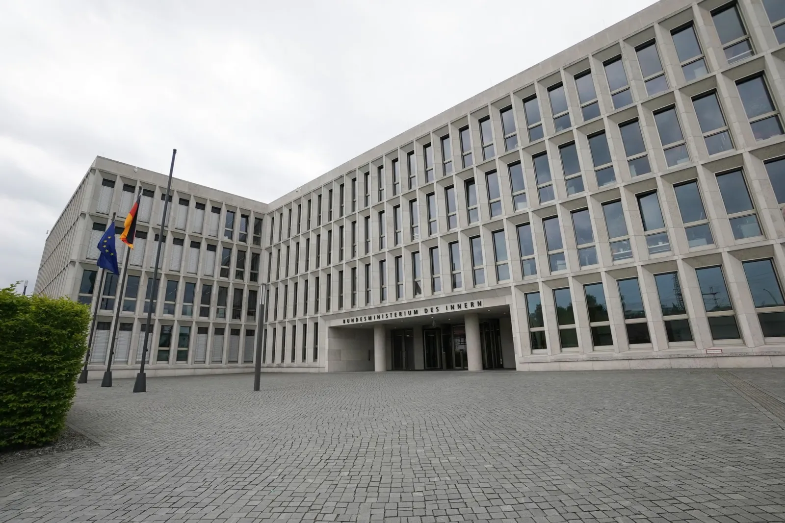Ministerium: Aktuell keine Gewaltaufrufe vor Jugend-Demos