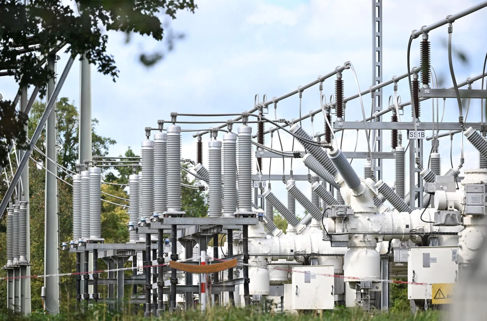 Neue Taskforce soll Ausbau des Stromnetzes beschleunigen