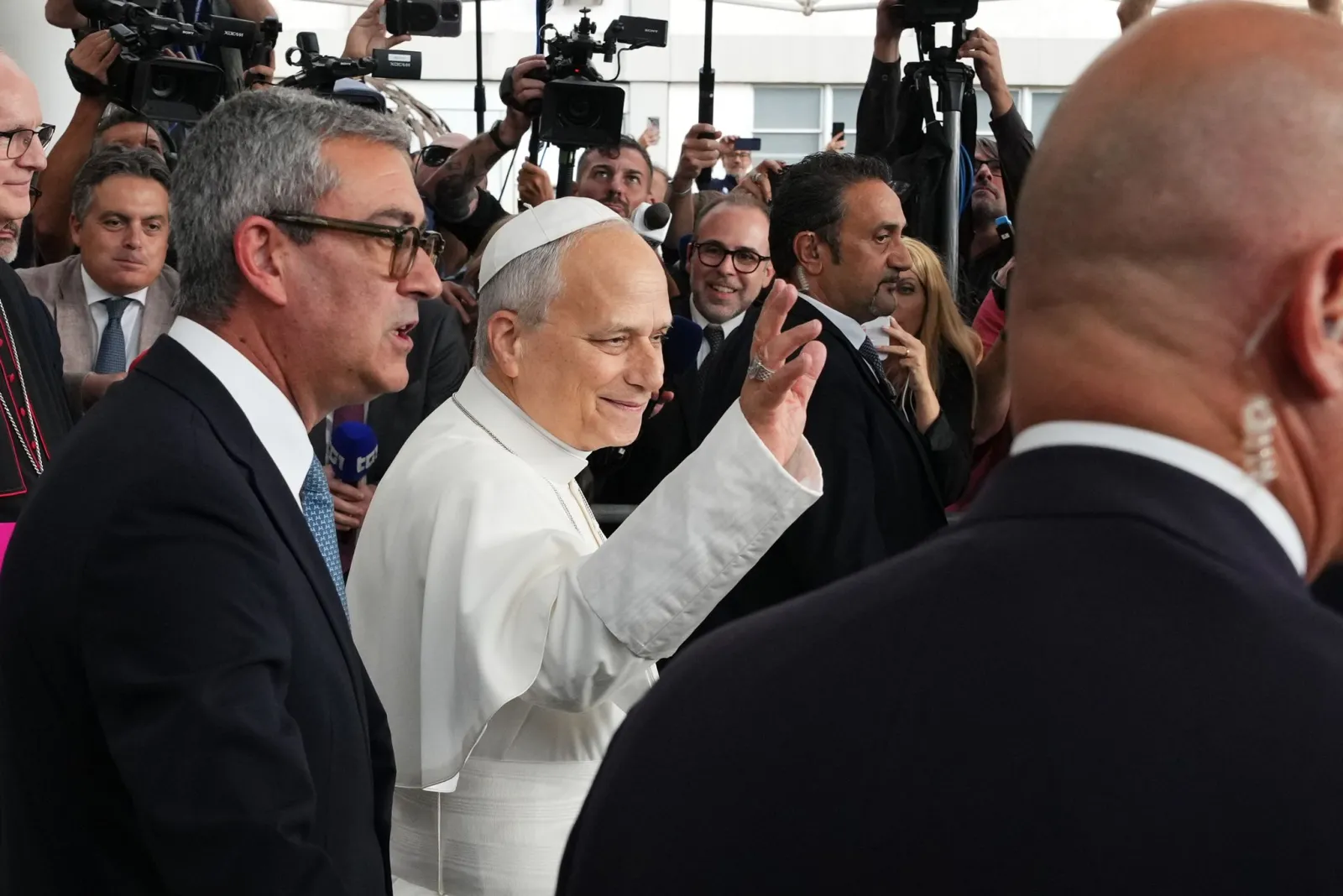 Papst nach Krebs-OP zurück im Vatikan
