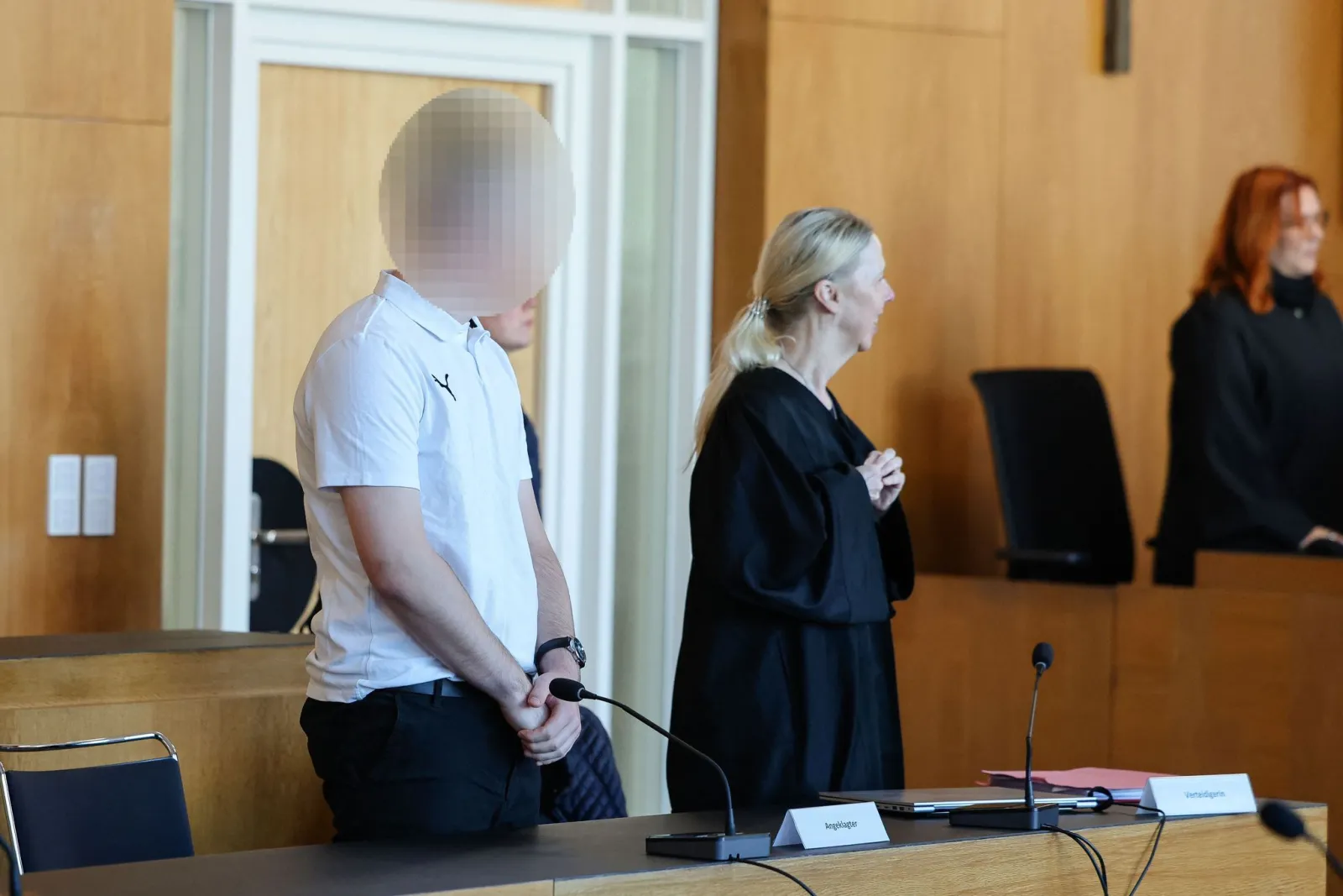 Sexualtäter vergreift sich wieder an Jungen - lange Haft