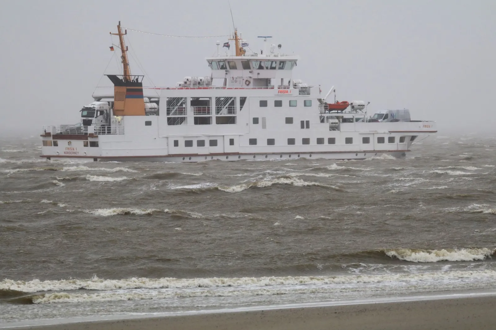 Tiefs bringen Sturm - Gipfel und Norden besonders betroffen