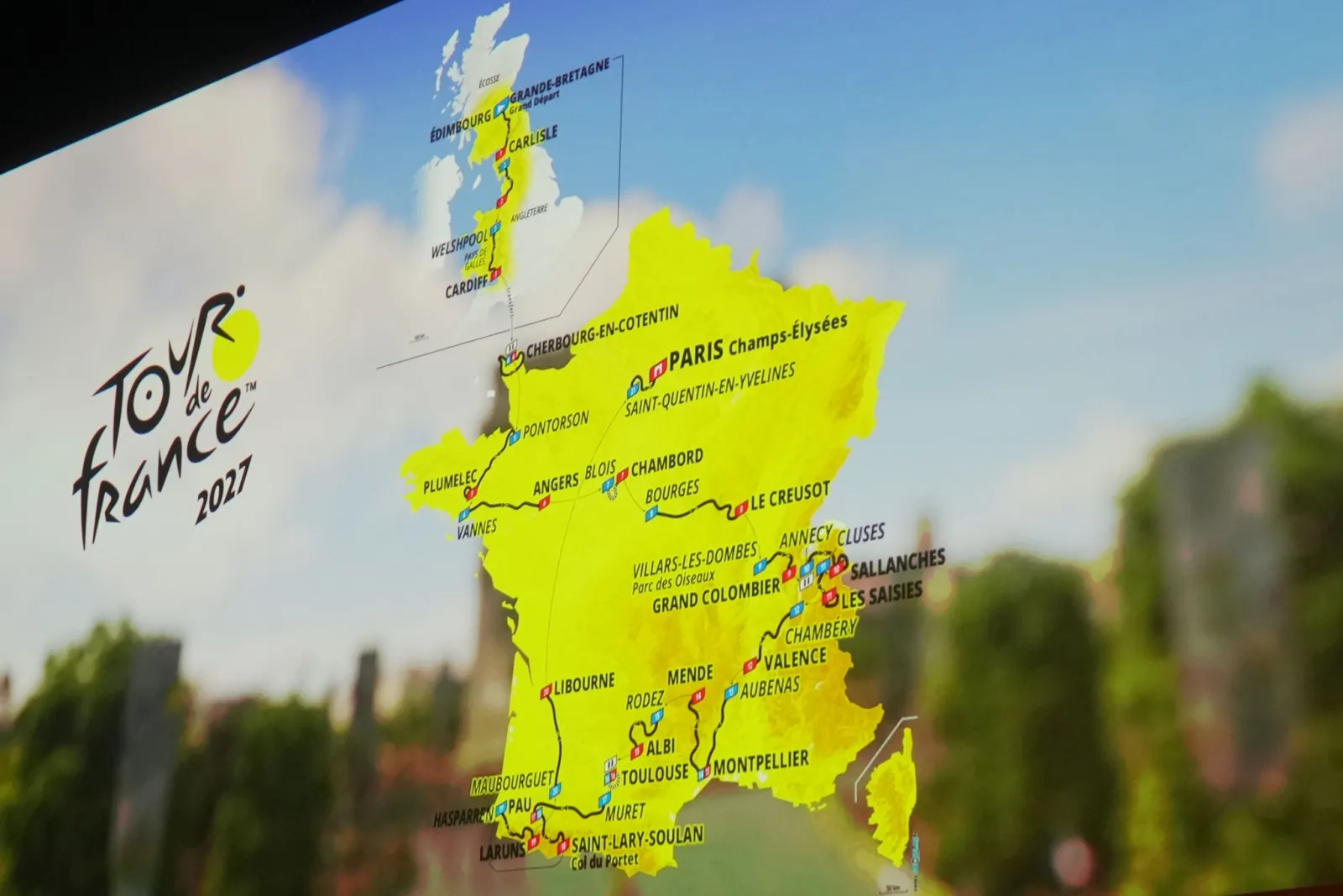 Tour-Strecke 2027: Pogacar muss auf Gelbes Trikot warten