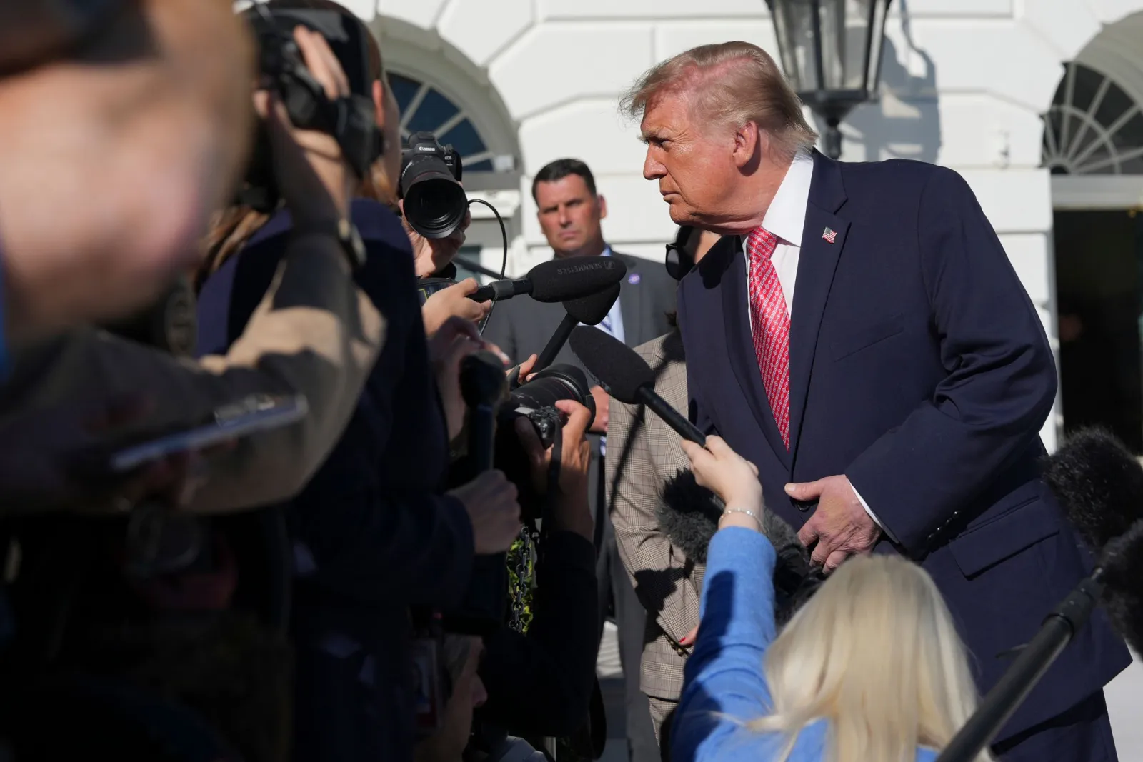 Trump: Haben der Ukraine viel gegeben - und sie uns nichts
